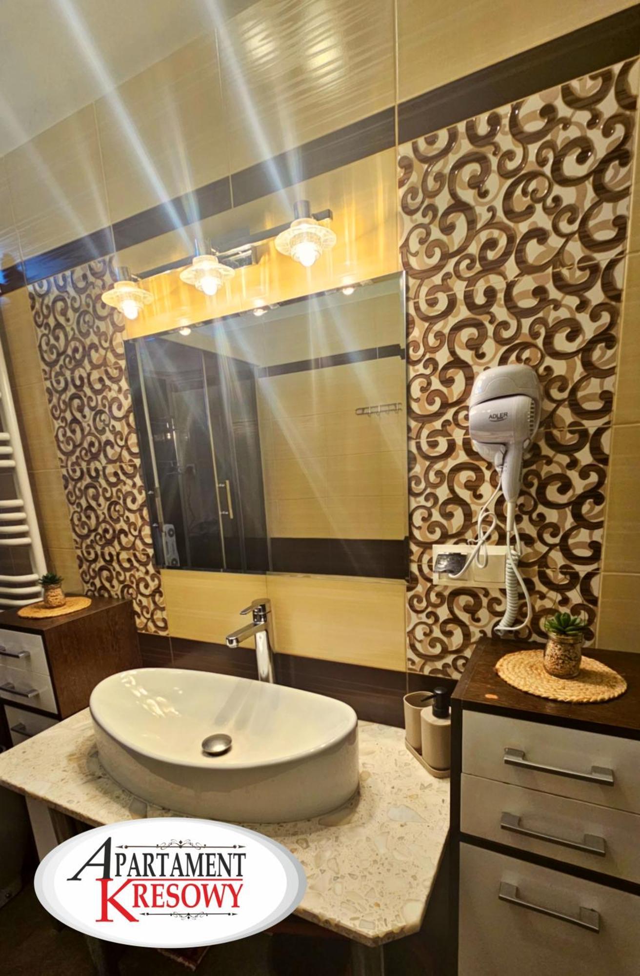 Apartment Kresowy Parter 3 Duza Lazienka Kabino-wanna Wi Fi Ekspres 2x Smart Tv Antresola Parking Free Plac Zabaw Bilet Na Aquapark 150m W Cenie *